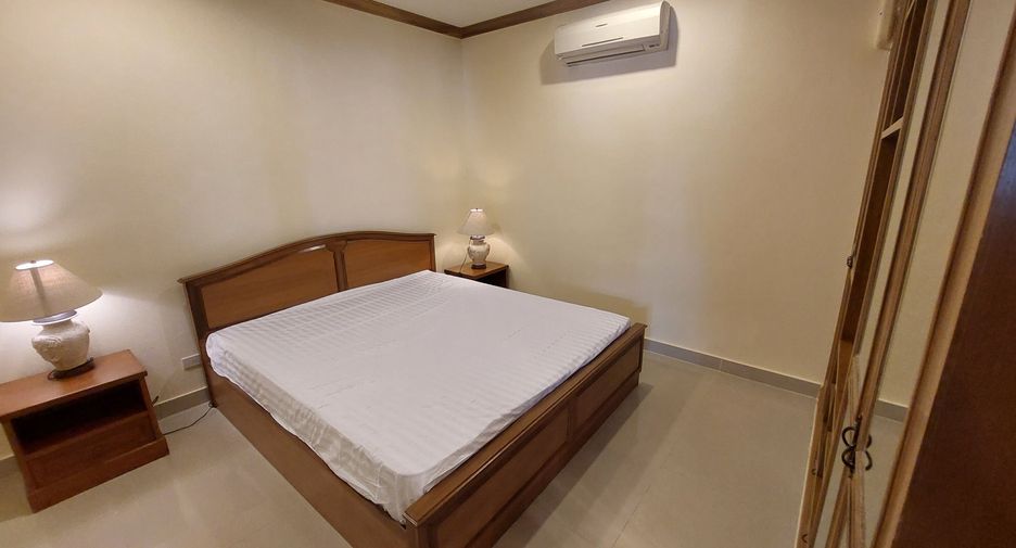 For rent 2 bedrooms apartment in Watthana, Bangkok
