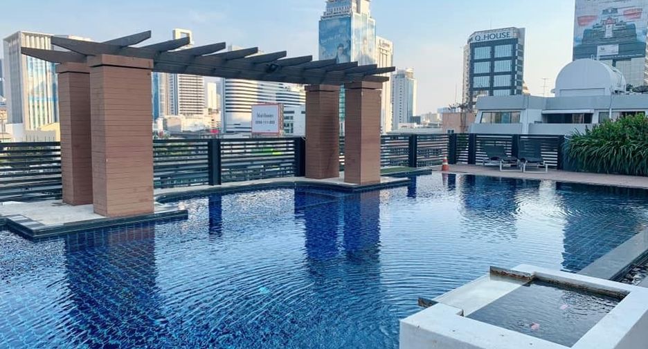 For rent 1 bed condo in Pathum Wan, Bangkok