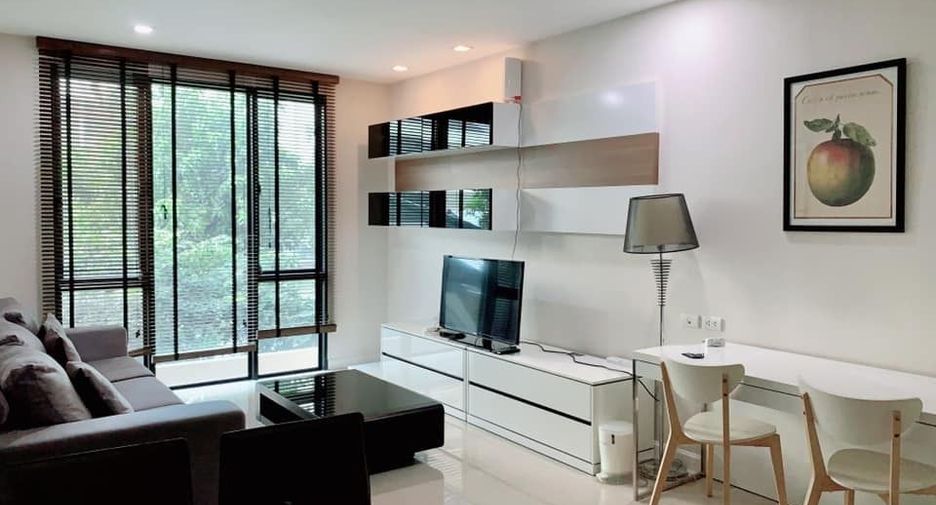 For rent 1 bed condo in Pathum Wan, Bangkok