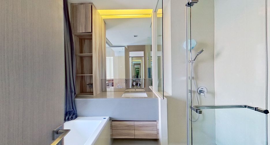 For rent 1 bed condo in Watthana, Bangkok
