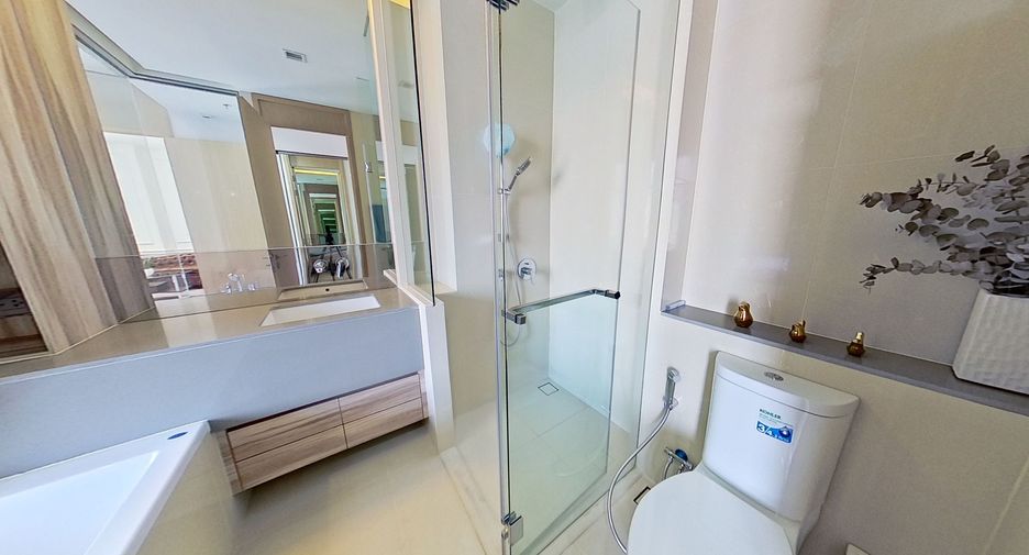 For rent 1 bed condo in Watthana, Bangkok