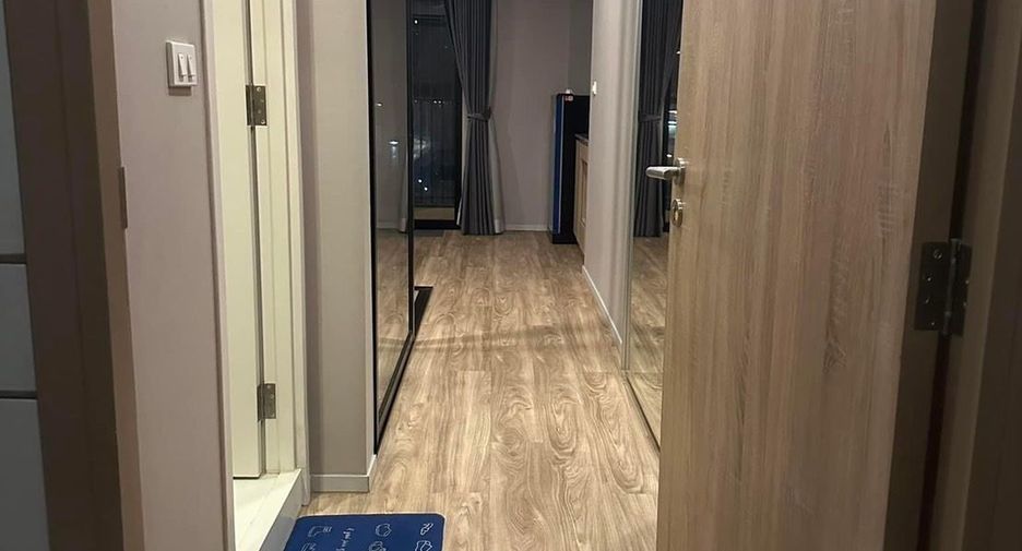 Condo en venta y en alquiler de 1 habitaciones en Sathon, Bangkok
