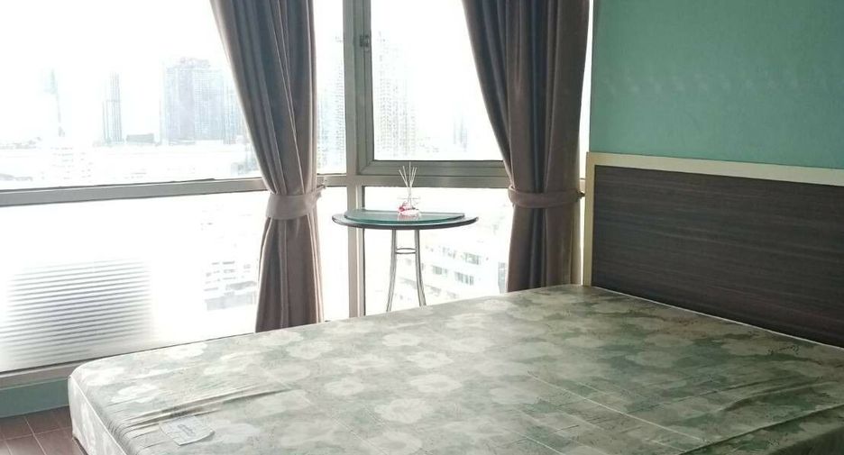 For rent 1 bed condo in Watthana, Bangkok