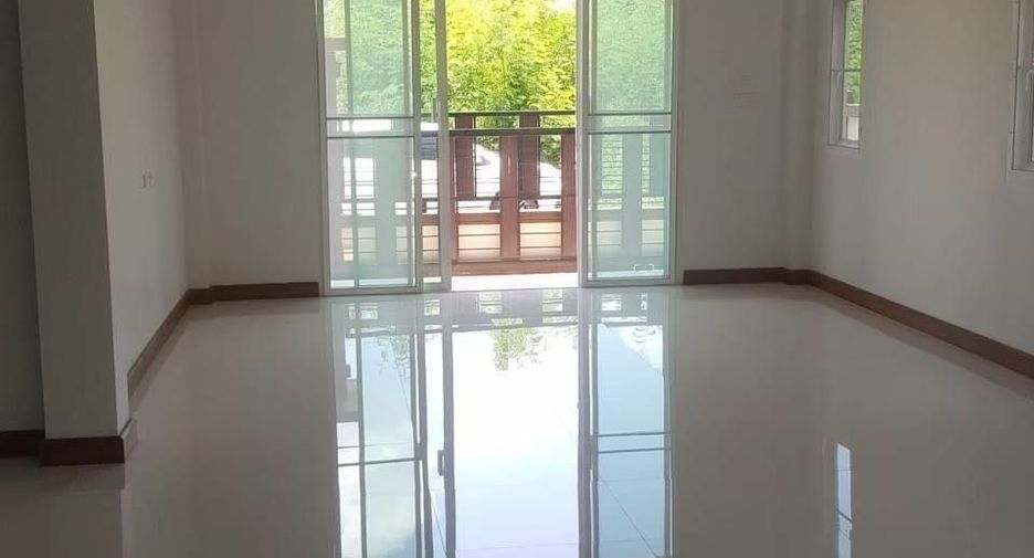 Haus zum Kauf mit 3 Zimmer in Mueang Chiang Mai, Chiang Mai