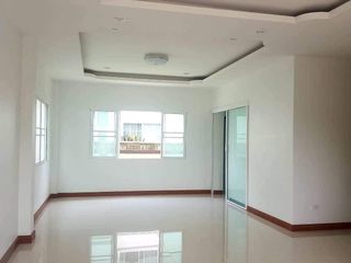 Haus zum Kauf mit 3 Zimmer in Mueang Chiang Mai, Chiang Mai