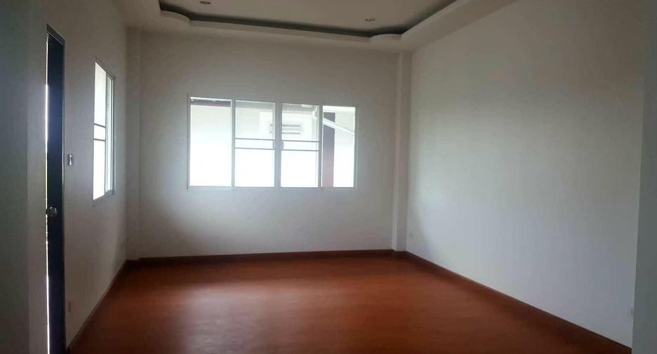 Haus zum Kauf mit 3 Zimmer in Mueang Chiang Mai, Chiang Mai