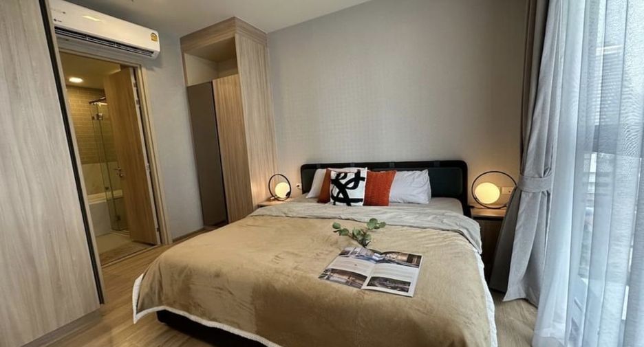 For rent 3 bedrooms condo in Ratchathewi, Bangkok