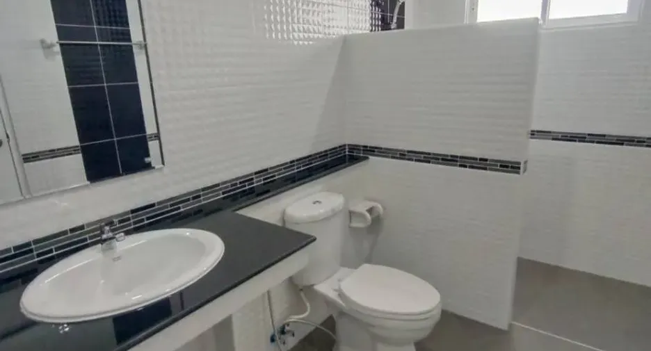 À vendre 4 chambres maison à San Kamphaeng, Chiang Mai