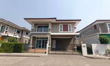 For sale 4 bedrooms house in San Kamphaeng, Chiang Mai