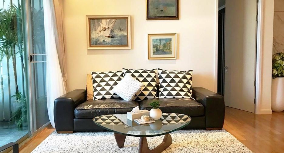 For rent 2 ベッドルーム condo in Khlong Toei, Bangkok