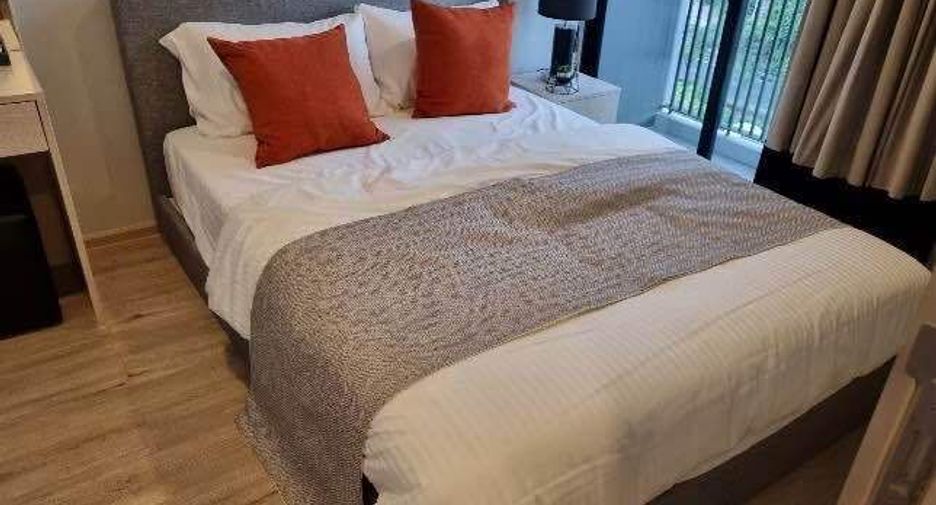 For rent 1 bed condo in Phra Khanong, Bangkok