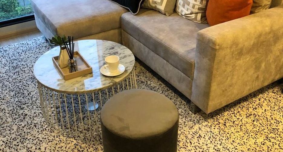 For rent 1 bed condo in Phra Khanong, Bangkok