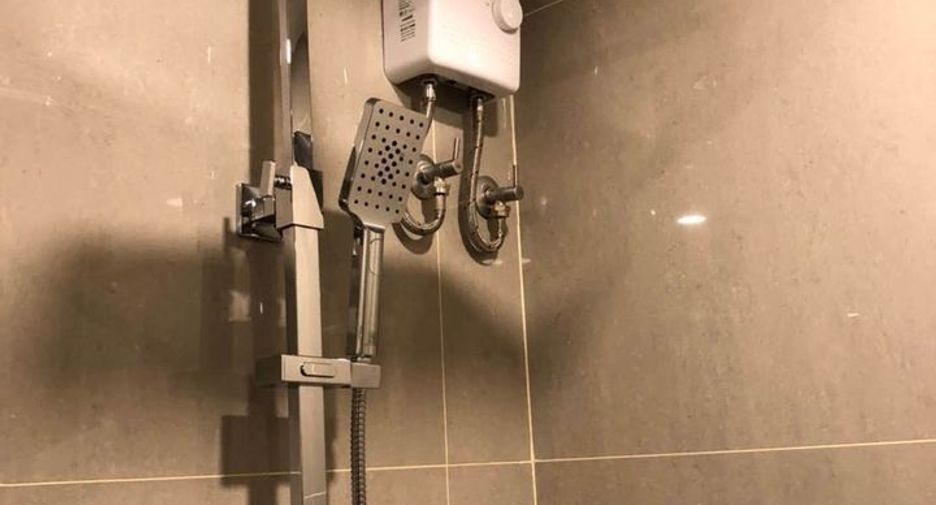 For rent 1 bed condo in Phra Khanong, Bangkok