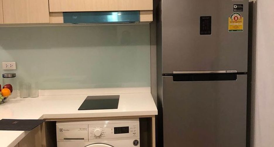 For rent 1 bed condo in Phra Khanong, Bangkok