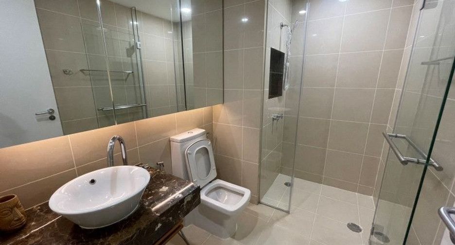 For rent 2 bedrooms condo in Sathon, Bangkok