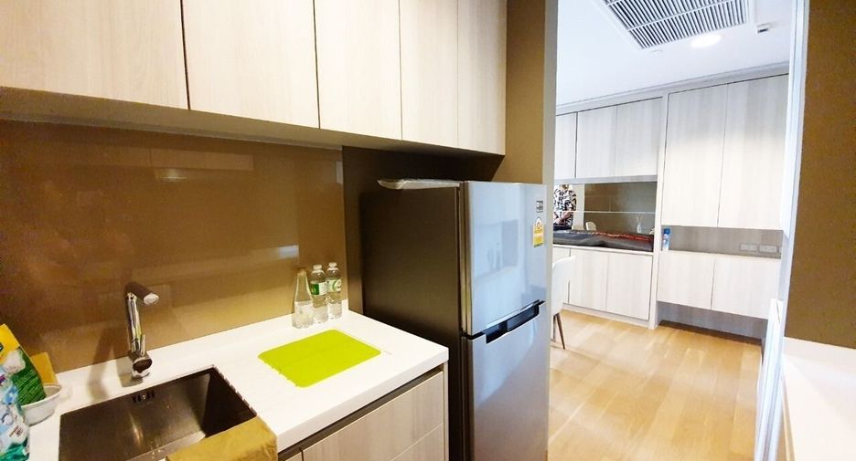 Condo en alquiler de 2 habitaciones en Khlong Toei, Bangkok