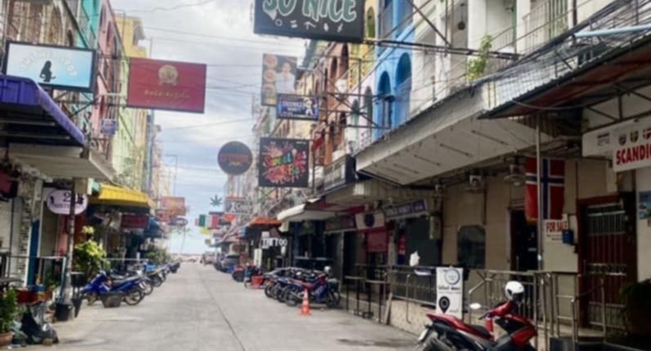 For sale 15 bedrooms retail Space in Bang Lamung, Chonburi