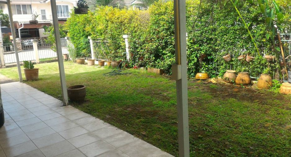 Casa en venta de 3 habitaciones en Doi Saket, Chiang Mai