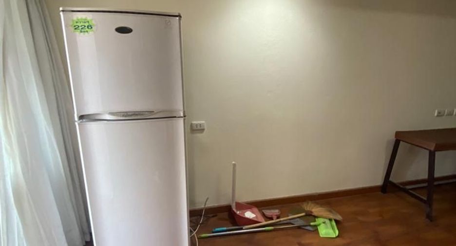 For rent 2 bedrooms condo in Sathon, Bangkok