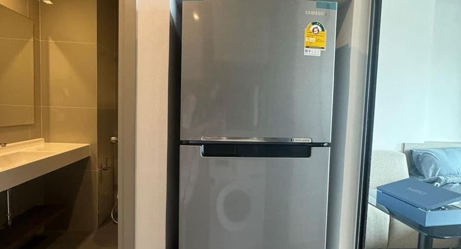 Condo en alquiler de estudio en Huai Khwang, Bangkok