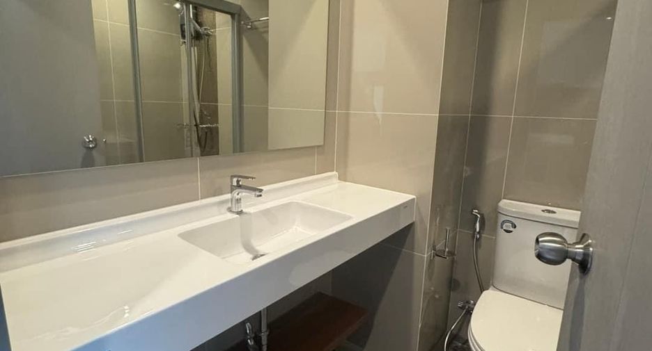 Condo en alquiler de estudio en Huai Khwang, Bangkok