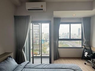 À louer studio condo à Huai Khwang, Bangkok