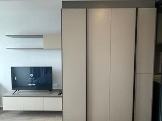 À louer studio condo à Huai Khwang, Bangkok