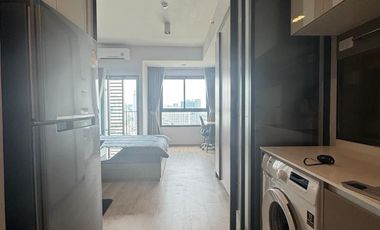 For rent studio condo in Huai Khwang, Bangkok