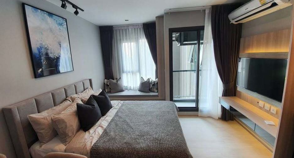 For rent studio condo in Pathum Wan, Bangkok