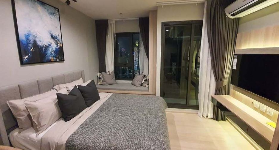 For rent studio condo in Pathum Wan, Bangkok
