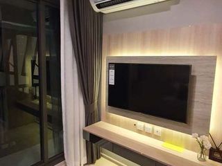 À louer studio condo à Pathum Wan, Bangkok