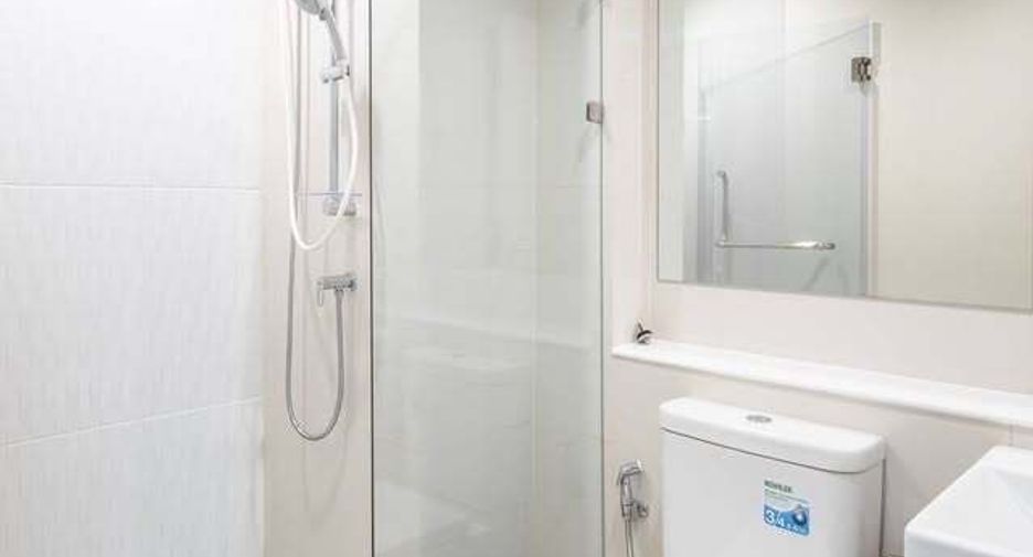 For rent studio condo in Pathum Wan, Bangkok