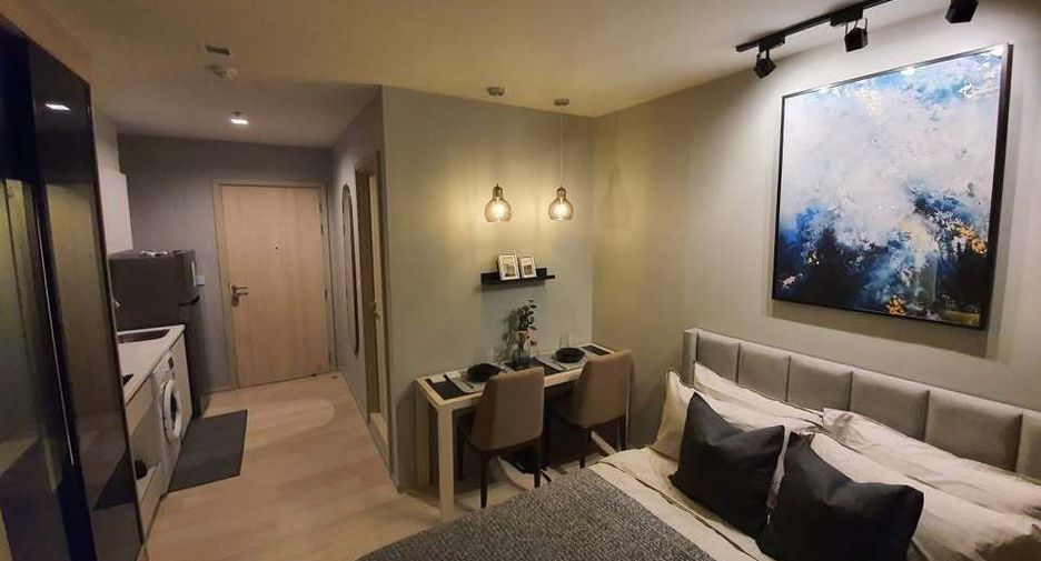 For rent studio condo in Pathum Wan, Bangkok
