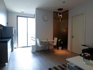 Condo en alquiler de 1 habitaciones en Khlong Toei, Bangkok