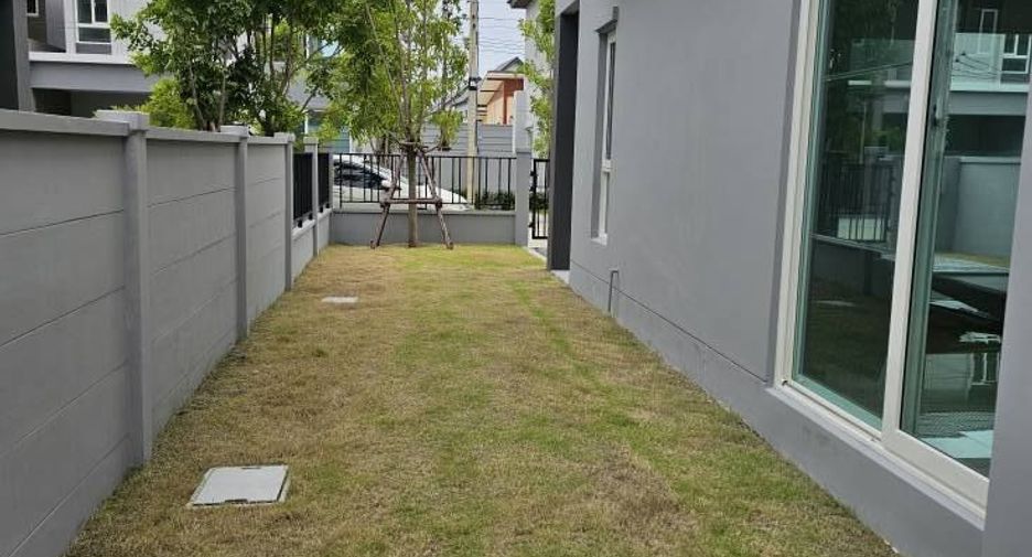 À louer 3 chambres maison à Bang Phli, Samut Prakan