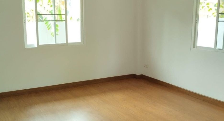 For sale 3 bedrooms house in Hang Dong, Chiang Mai