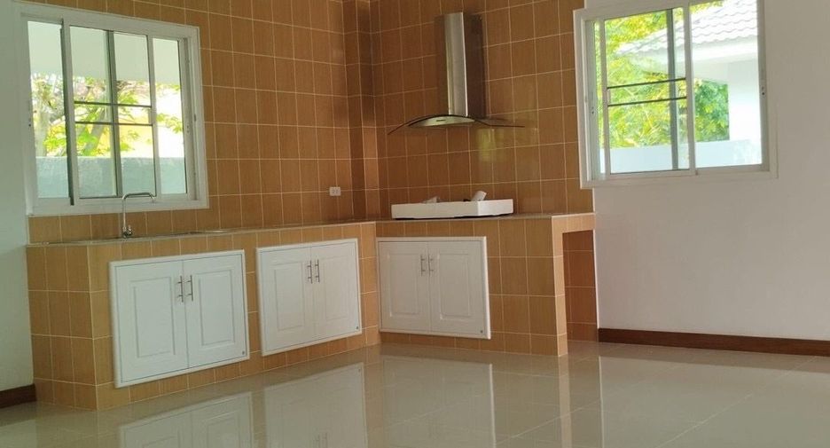 For sale 3 bedrooms house in Hang Dong, Chiang Mai