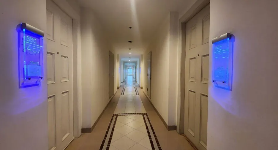 For sale and for rent 2 bedrooms condo in Huai Khwang, Bangkok