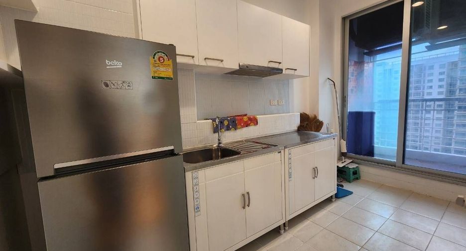 For sale and for rent 2 bedrooms condo in Huai Khwang, Bangkok