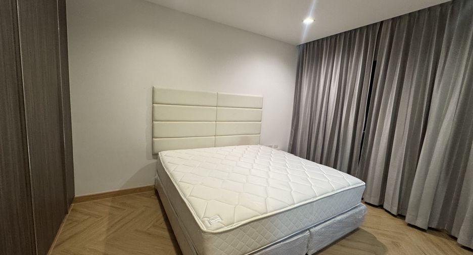 Wohnung zur Miete mit 2 Zimmer in Khlong San, Bangkok