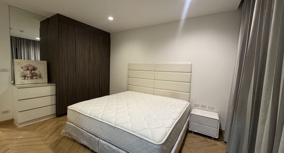 Wohnung zur Miete mit 2 Zimmer in Khlong San, Bangkok