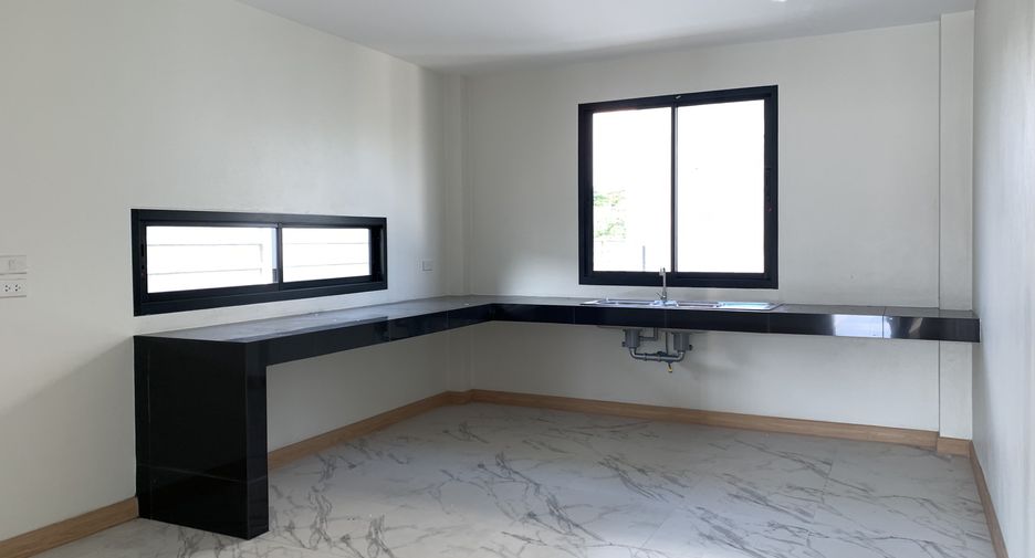 Casa en venta de 3 habitaciones en Mueang Chiang Mai, Chiang Mai