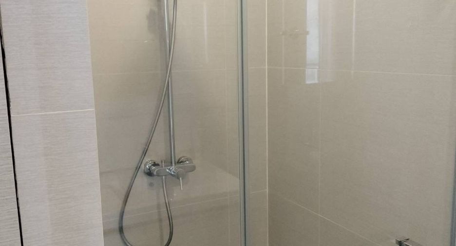 Condo en alquiler de 1 habitaciones en Khlong Toei, Bangkok