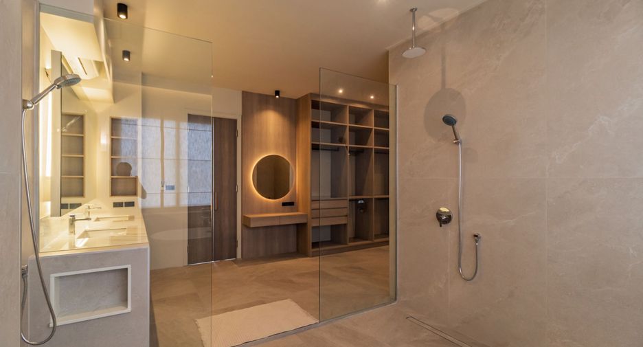Haus zum Kauf mit 4 Zimmer in Watthana, Bangkok
