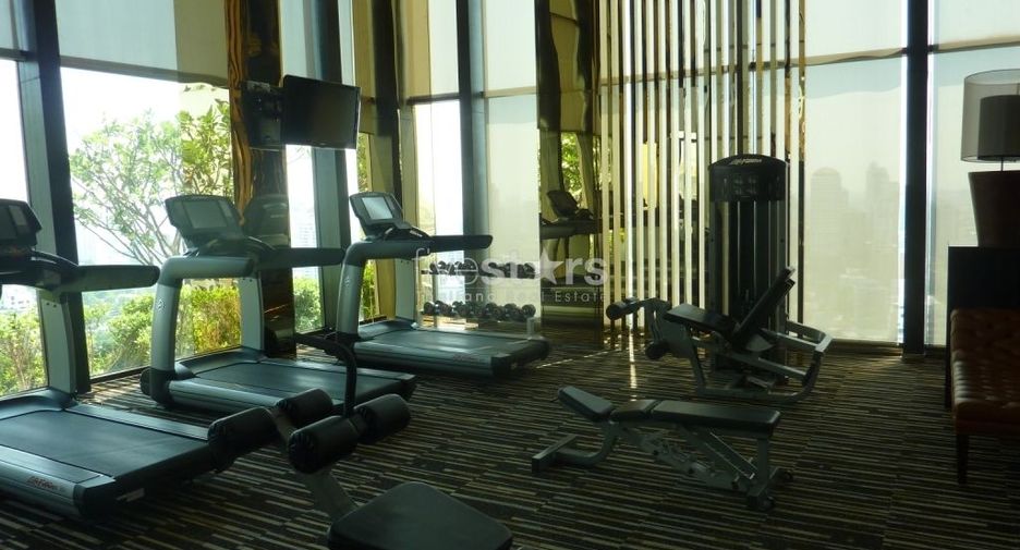 Condo en alquiler de 2 habitaciones en Khlong Toei, Bangkok