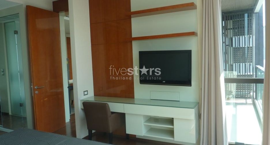 Condo en alquiler de 2 habitaciones en Khlong Toei, Bangkok