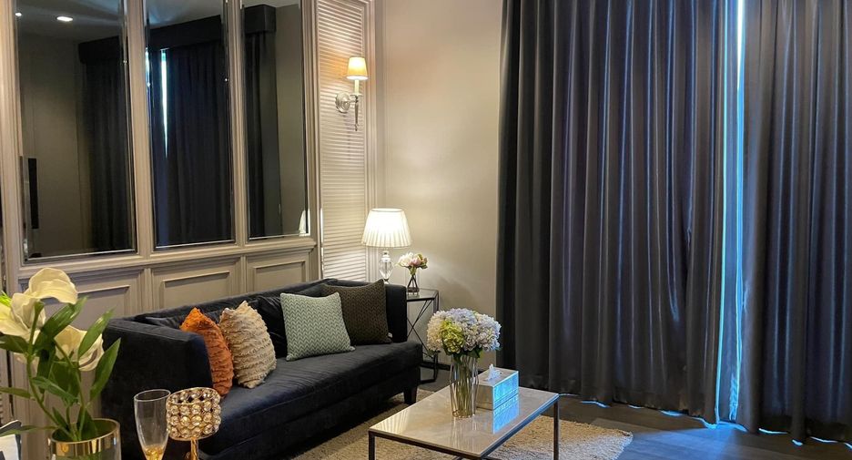 Condo en alquiler de 1 habitaciones en Khlong Toei, Bangkok