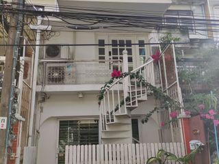 For sale 3 bedrooms townhouse in Watthana, Bangkok