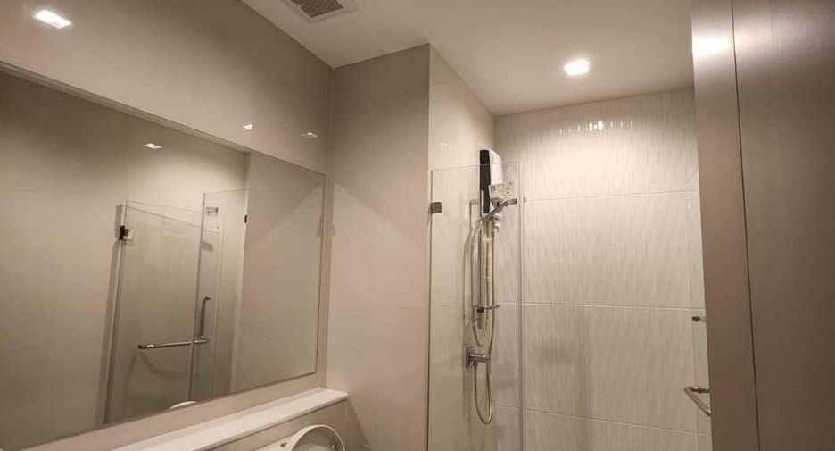 Wohnung zum Kauf und zur Miete mit 2 Zimmer in Huai Khwang, Bangkok