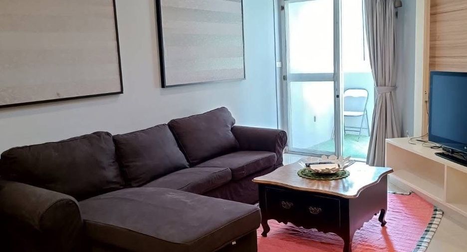 For rent 2 bedrooms condo in Watthana, Bangkok